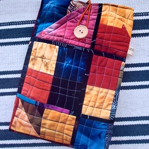 Könyvtok - iPad - tablet tartó - Meska.hu