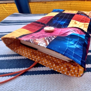 Könyvtok - iPad - tablet tartó - könyv & zene - könyvtok - Meska.hu