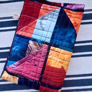 Könyvtok - iPad - tablet tartó - könyv & zene - könyvtok - Meska.hu