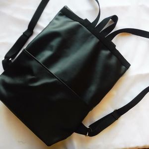 Virágos feket roll up/ roll top hátizsák - táska & tok - hátizsák - roll top hátizsák - Meska.hu