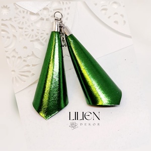 GREEN lógós bőr fülbevaló, Ékszer, Fülbevaló, Lógó fülbevaló, Bőrművesség, Ékszerkészítés, MESKA