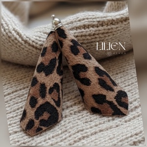  LEOPÁRD  bőr fülbevaló  - Meska.hu