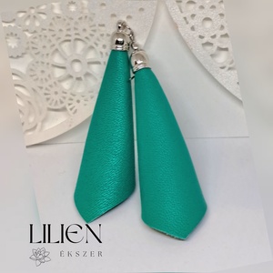 Türkizzöld bőr fülbevaló  - Meska.hu