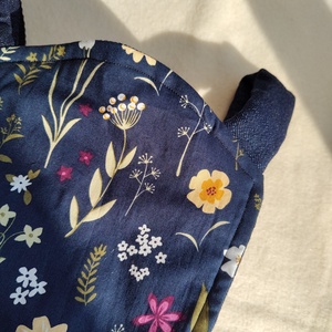 Játék csatos hordozó - LIMITÁLT KIADÁS virágos - játék & sport - baba & babaház - játékbaba, babakellék - Meska.hu