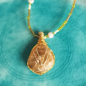 Természetes aragonit ásvány nyaklánc, Ékszer, Nyaklánc, Medálos nyaklánc, Ékszerkészítés, MESKA