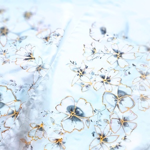 Titkos kert tiszta selyem sál - ruha & divat - sál, sapka, kendő - sál - Meska.hu