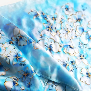 Jégvirágok tiszta selyem stóla - ruha & divat - sál, sapka, kendő - sál - Meska.hu