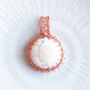 Howlit valódi ásvány medál, Ékszer, Nyaklánc, Medál, Ékszerkészítés, MESKA