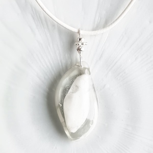 Howlit valódi ásvány nyaklánc, Ékszer, Nyaklánc, Medálos nyaklánc, Ékszerkészítés, MESKA