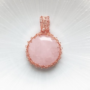 Rózsakvarc valódi ásvány medál - ékszer - nyaklánc - medálos nyaklánc - Meska.hu