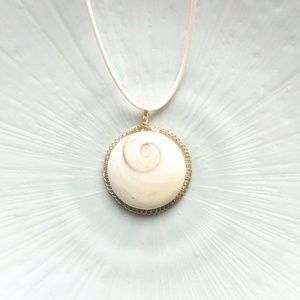 Síva szeme valódi kagyló nyaklánc, Ékszer, Nyaklánc, Medálos nyaklánc, Ékszerkészítés, MESKA