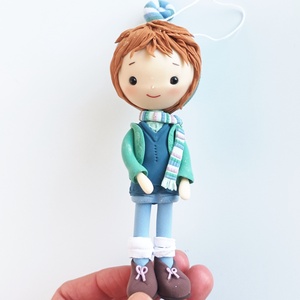 Kisfiú dísz (felakasztható) - karácsony - karácsonyi lakásdekoráció - karácsonyfadíszek - Meska.hu