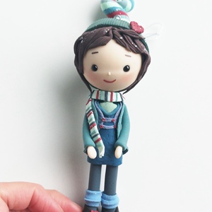 Kisfiú dísz (felakasztható): sötét hajú - karácsony - karácsonyi lakásdekoráció - karácsonyfadíszek - Meska.hu