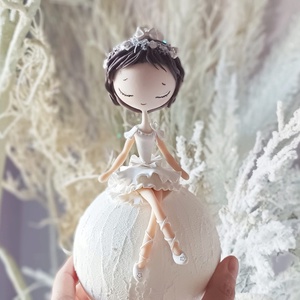 Balerina hógolyón - karácsony - karácsonyi lakásdekoráció - karácsonyfadíszek - Meska.hu