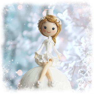 Hercegnő hógolyón, Karácsony, Karácsonyi lakásdekoráció, Karácsonyfadíszek, Baba-és bábkészítés, Gyurma, MESKA