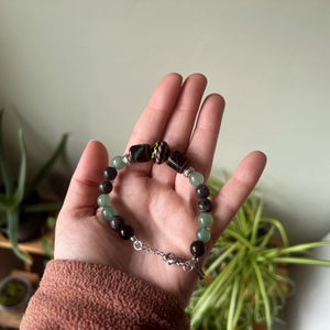 NORDHAV - Replika viking üveggyöngy karkötő ásványokkal (történelmi ihletésű) - ékszer - karkötő - gyöngyös karkötő - Meska.hu