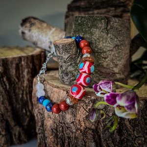 DALARFLAMMA - Replika viking üveggyöngy karkötő ásványokkal (történelmi ihletésű) - ékszer - karkötő - gyöngyös karkötő - Meska.hu