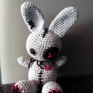 Zombi Woodoo nyuszi  - játék & sport - plüssállat & játékfigura - nyuszi - Meska.hu