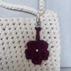 Loop Virág alakú charm - táska & tok - kulcstartó & táskadísz - táskadísz - Meska.hu