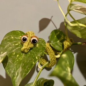 Zöld ágsikló - játék & sport - plüssállat & játékfigura - más figura - Meska.hu