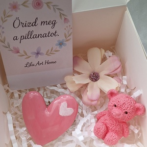 Személyre szabható macis ajándék box � egyedi hűtőmágnessel - otthon & életmód - konyhafelszerelés, tálalás - konyhai dekoráció - hűtőmágnes - Meska.hu