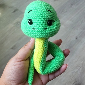 Horgolt kígyó amigurumi - játék & sport - plüssállat & játékfigura - más figura - Meska.hu