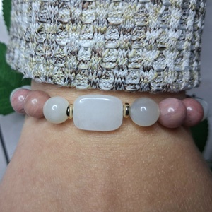 Rodonit, holdkő és fehér jáde ásvány karkötő hematit köztesekkel - ékszer - karkötő - ásványkarkötő - Meska.hu