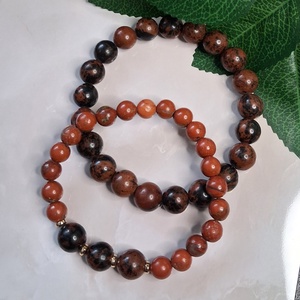Páros karkötő piros jáspissal és mahagóni obszidiánnal - ékszer - karkötő - ásványkarkötő - Meska.hu