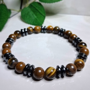 Férfi karkötő tigrisszemmel és hematittal � erő, egyensúly - Meska.hu