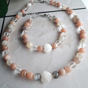Holdkő és hegyikristály ásvány karkötő és nyaklánc szett � nőies, csillogó ékszer - ékszer - ékszerszett - Meska.hu