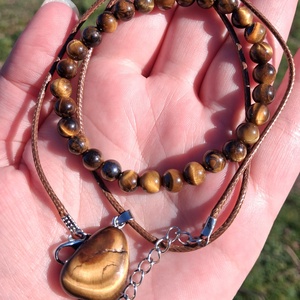 VIDEÓVAL – Különleges fényű tigrisszem ásvány ékszerszett- karkötő és nyaklánc, Ékszer, Ékszerszett, , Ezt a tigrisszem ékszerszettet a medál teszi igazán különlegessé, a fényjátéka erős, a sávossága pe..., MESKA