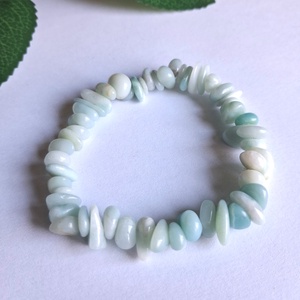 Amazonit splitter ásvány karkötő- természetes forma, kerekített szemek - ékszer - karkötő - ásványkarkötő - Meska.hu