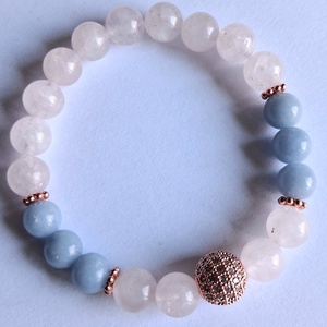 Rózsakvarc és angelit nőies ásvány karkötő rose gold cirkóniás gömbbel - ékszer - karkötő - ásványkarkötő - Meska.hu