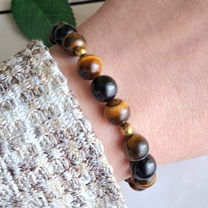 Tigrisszem és fekete turmalin ásvány karkötő hematittal- védelmező karkötő - ékszer - karkötő - ásványkarkötő - Meska.hu
