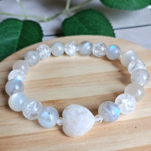 Labradorit, holdkő és hegyikristály ásvány karkötő- fazettált holdkő szívvel - ékszer - karkötő - ásványkarkötő - Meska.hu