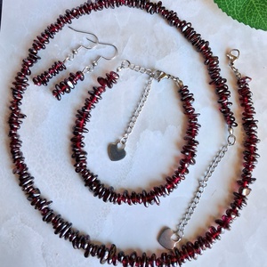 Gránát ásvány ékszer szett � nyaklánc, karkötő és fülbevaló nemesacél szerelékkel - ékszer - ékszerszett - Meska.hu