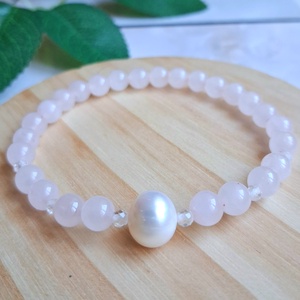 Minimal rózsakvarc ásvány és tenyésztett gyöngy karkötő, Ékszer, Karkötő, Ásványkarkötő, , MESKA