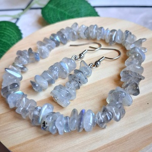 Labradorit splitter ásvány karkötő- természetes forma, szép fényjáték- Videóval - ékszer - karkötő - ásványkarkötő - Meska.hu