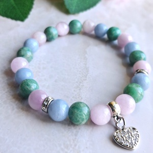 Kunzit, orosz amazonit és angelit ásvány karkötő cirkóniás szív medállal - Meska.hu