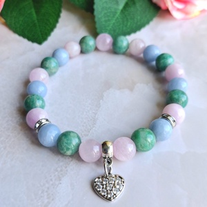 Kunzit, orosz amazonit és angelit ásvány karkötő cirkóniás szív medállal - ékszer - karkötő - ásványkarkötő - Meska.hu