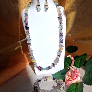 Fluorit színes ásvány ékszerszett - A minőség - fülbevaló, nyaklánc, karkötő - ékszer - ékszerszett - Meska.hu