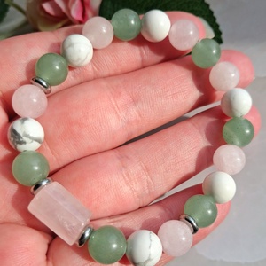 Rózsakvarc, aventurin és howlit ásvány karkötő, rózsakvarc hasábbal - ékszer - karkötő - ásványkarkötő - Meska.hu