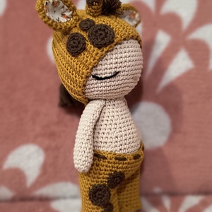 Amigurumi Baba Zsiráf jelmezben - játék & sport - plüssállat & játékfigura - zsiráf - Meska.hu