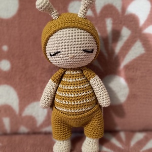 Amigurumi Baba Méhecske jelmezben, Játék & Sport, Plüssállat & Játékfigura, Más figura, Horgolás, Varrás, MESKA