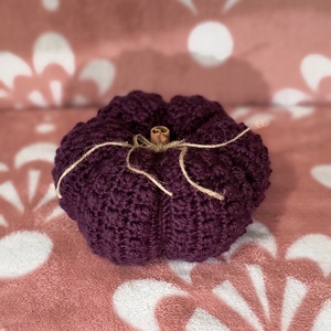 Horgolt tök, fahéj rúddal, Kellékek & szerszámok, Dekorációs kellékek, Őszi dekor, Őszi dekortök, Horgolás, Varrás, MESKA