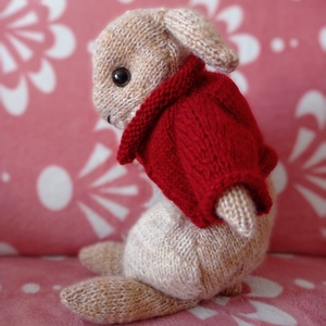 Nyúl Péter, kézzel kötött - játék & sport - plüssállat & játékfigura - nyuszi - Meska.hu