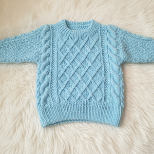 Kézzel kötött baba pulóver - Meska.hu