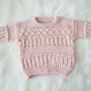 Kézzel kötött baba pulóver - Meska.hu