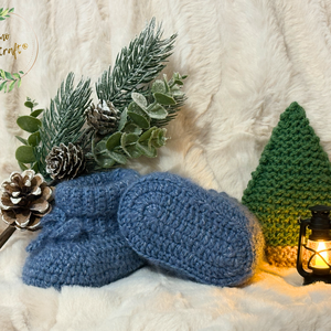 Horgolt babacipő - baba - mama - babaruházat - babacipő - Meska.hu