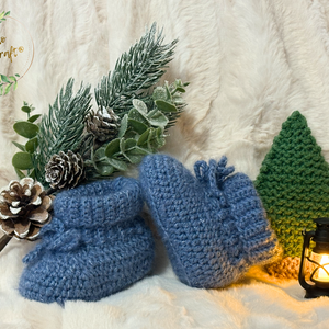 Horgolt babacipő - baba - mama - babaruházat - babacipő - Meska.hu